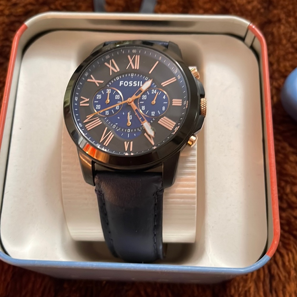NIB Mens Fossil Watch